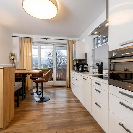 Baeckenhaus Lägenhet